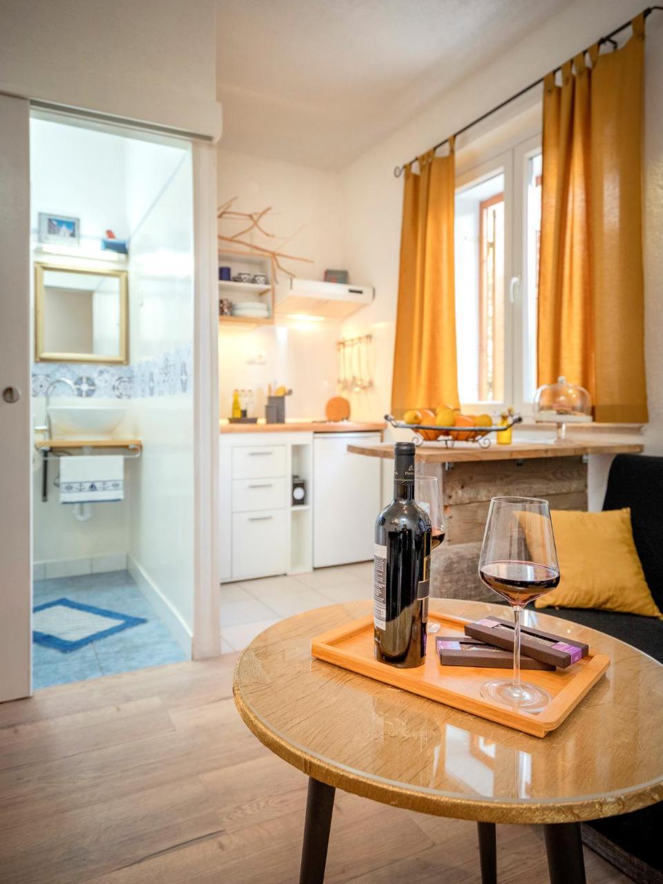 Apartment Bosiljak Jelsa  Kültér fotó